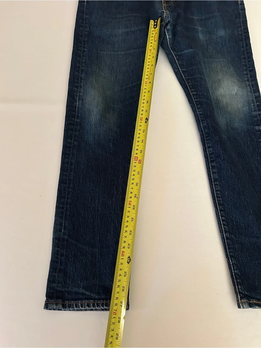 Levi's Men's Indigo Blue Slim Straight Jeans